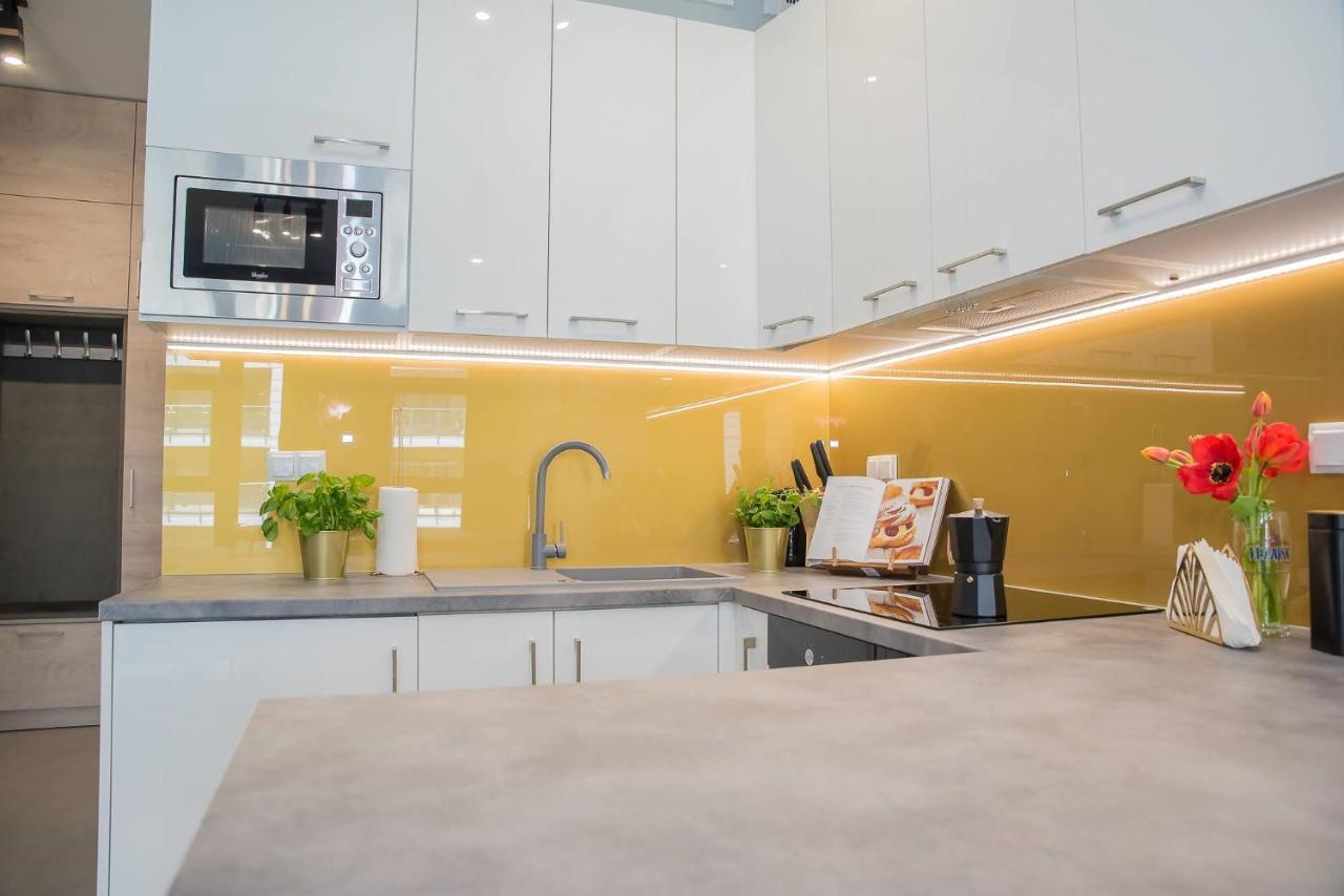 Easy Rent Apartments - Business Center 126 Lublin Bagian luar foto